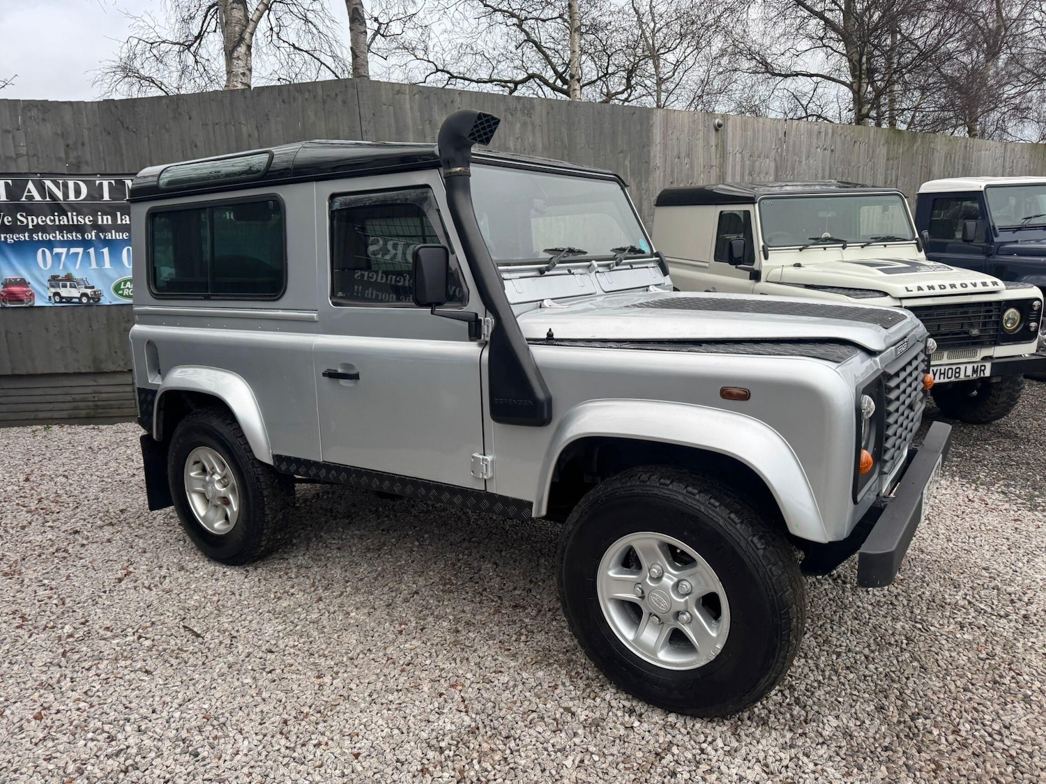 Used Land Rover Defender 90 2002 for sale - 76786631: Photo 76