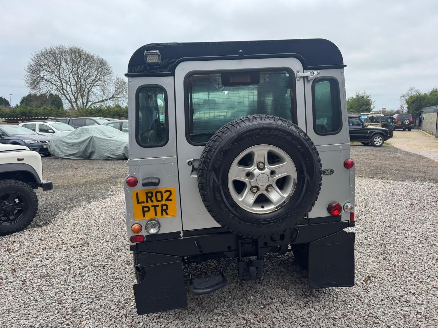 Used Land Rover Defender 90 2002 for sale - 76786631: Photo 77