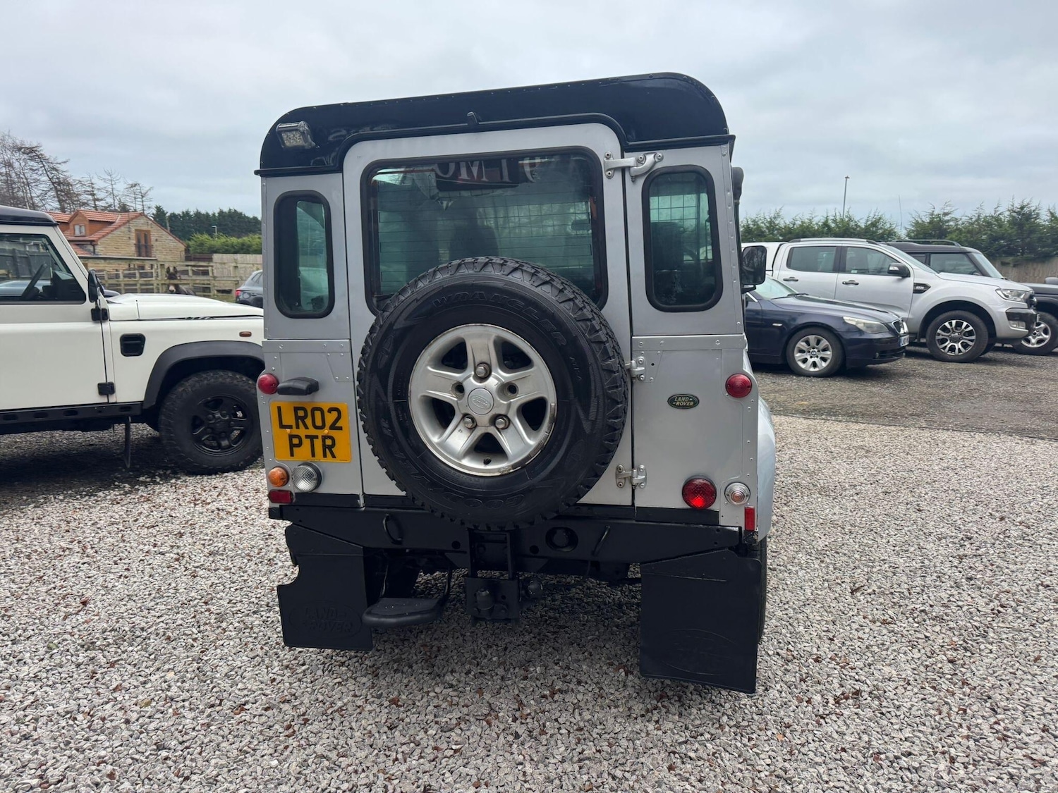 Used Land Rover Defender 90 2002 for sale - 76786631: Photo 78