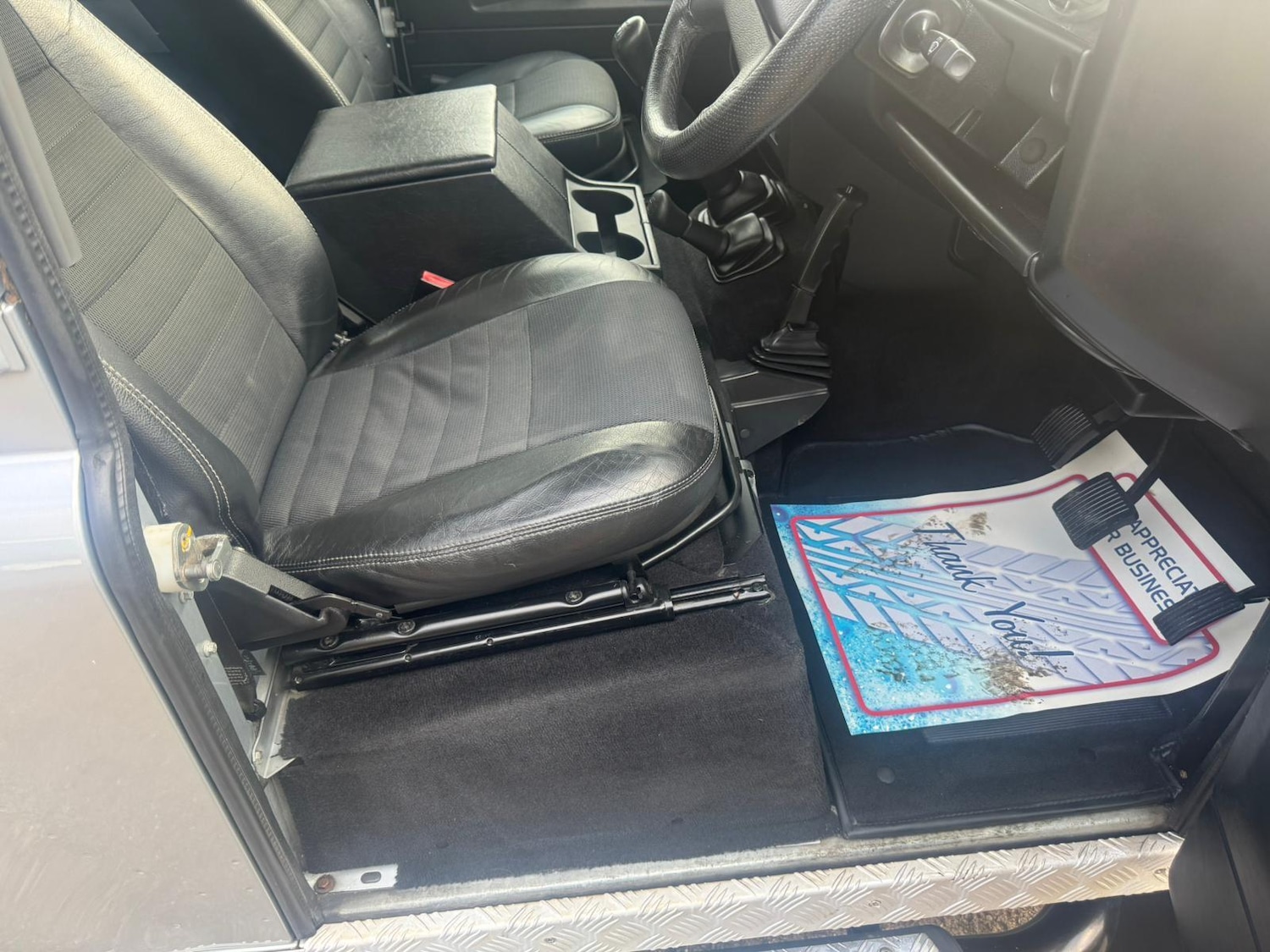 Used Land Rover Defender 2009 for sale - 76522496: Photo 15