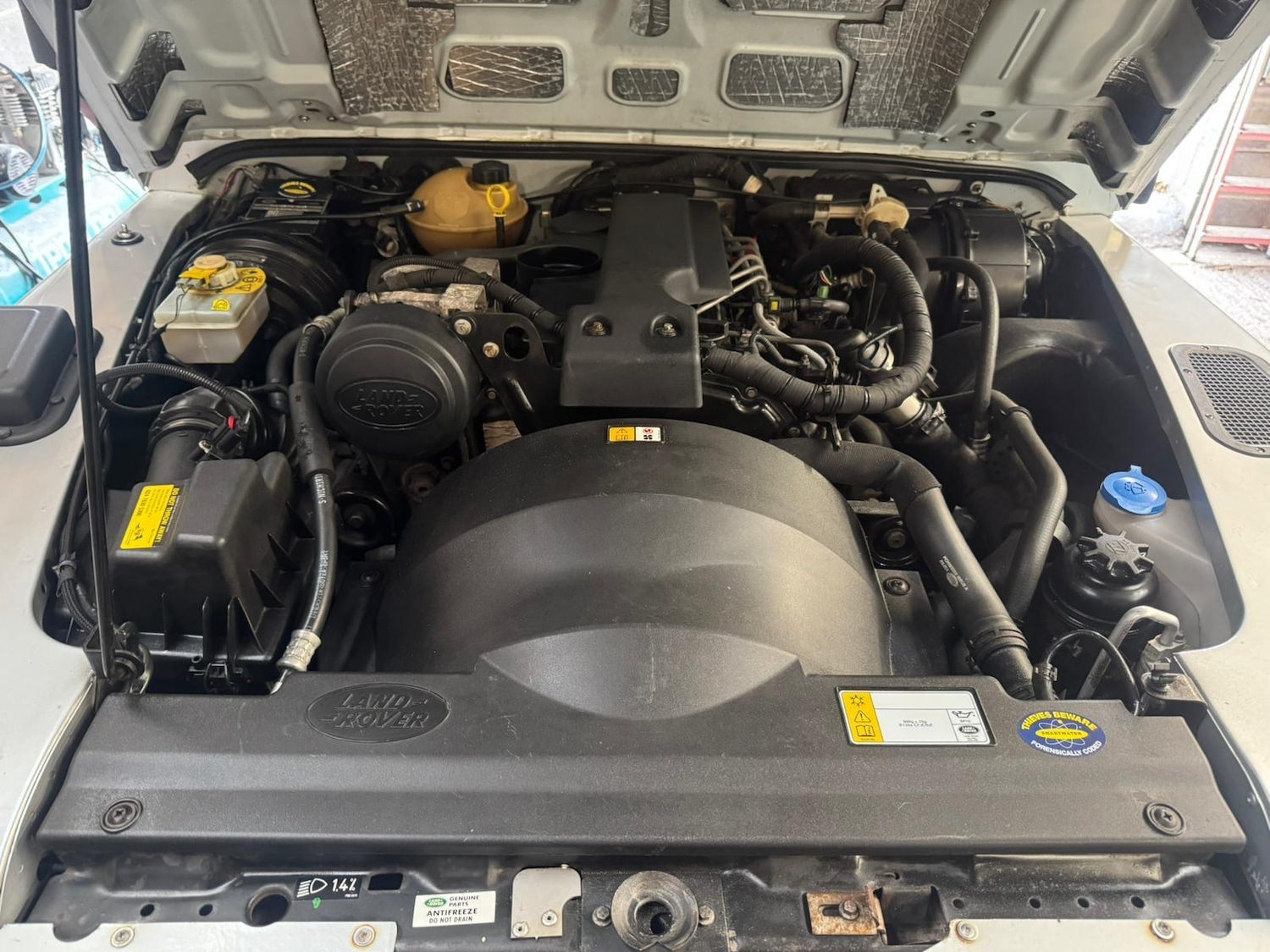 Used Land Rover Defender 2009 for sale - 76522496: Photo 45