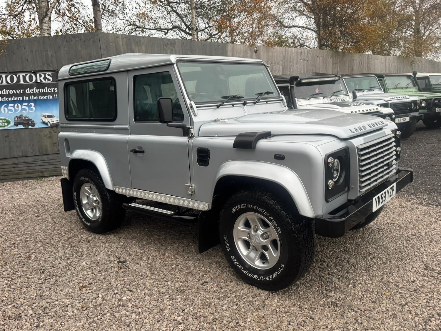 Used Land Rover Defender 2009 for sale - 76522496: Photo 8