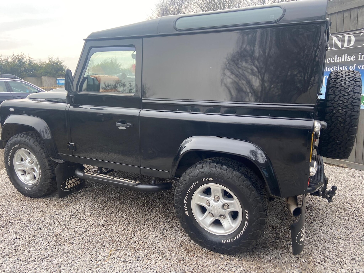 Used Land Rover Defender 90 2007 for sale - 77982408: Photo 4