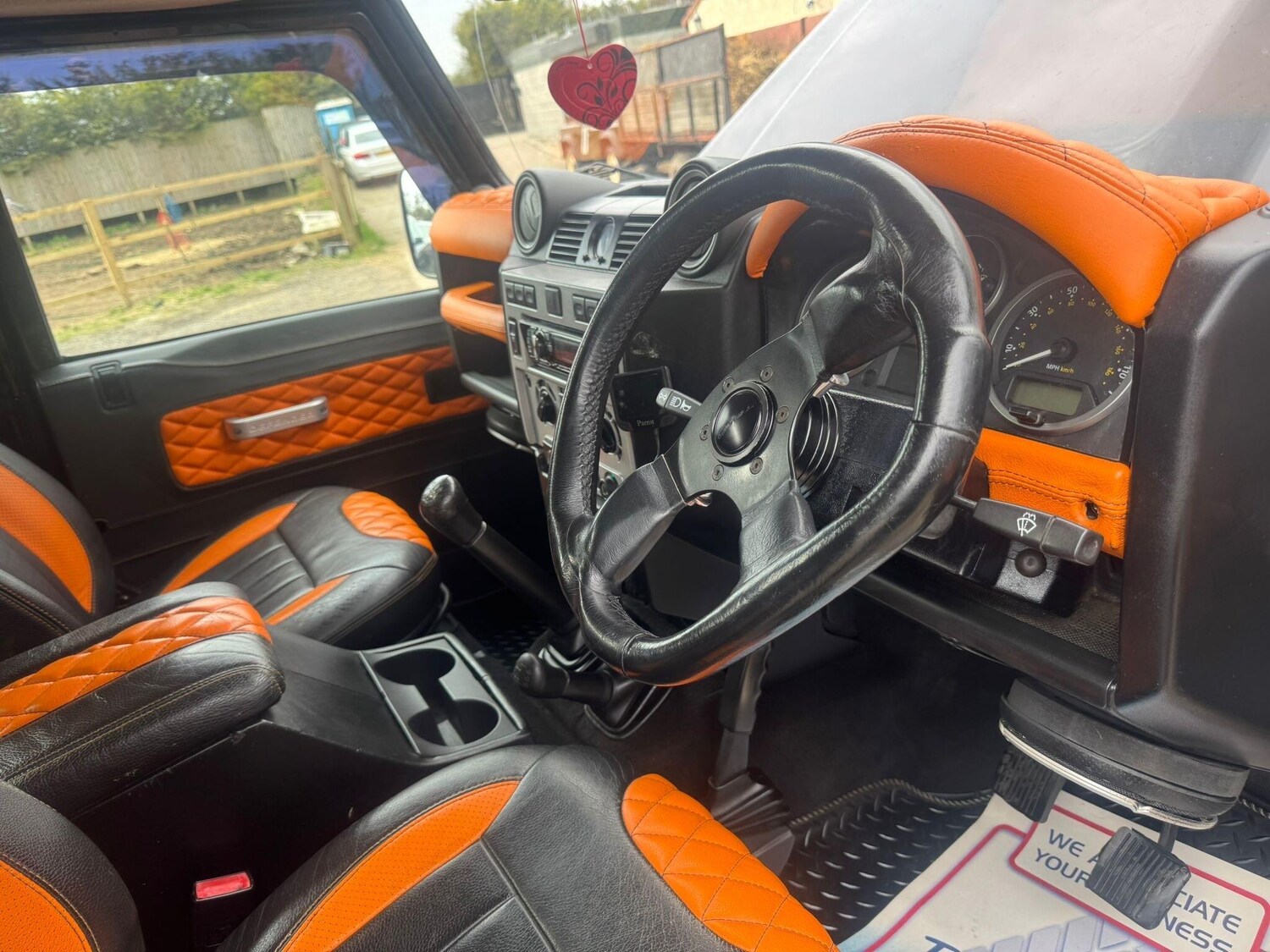 Used Land Rover Defender 90 2007 for sale - 77982408: Photo 85