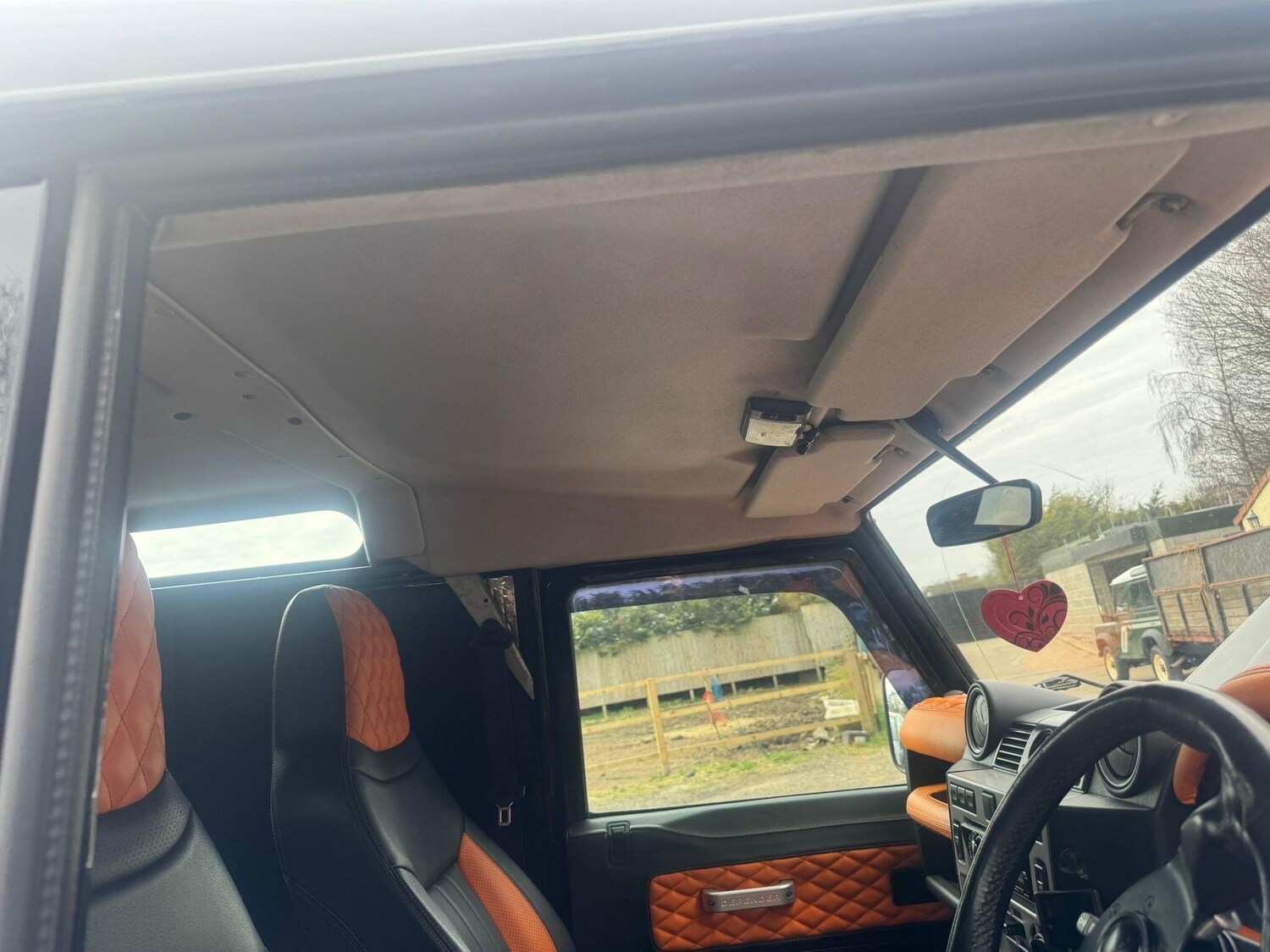 Used Land Rover Defender 90 2007 for sale - 77982408: Photo 89