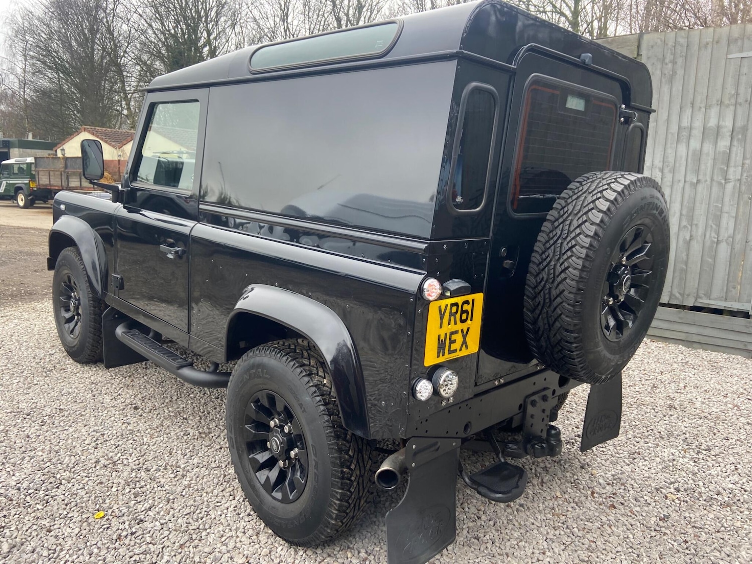 Used Land Rover Defender 2011 for sale - 77799350: Photo 4