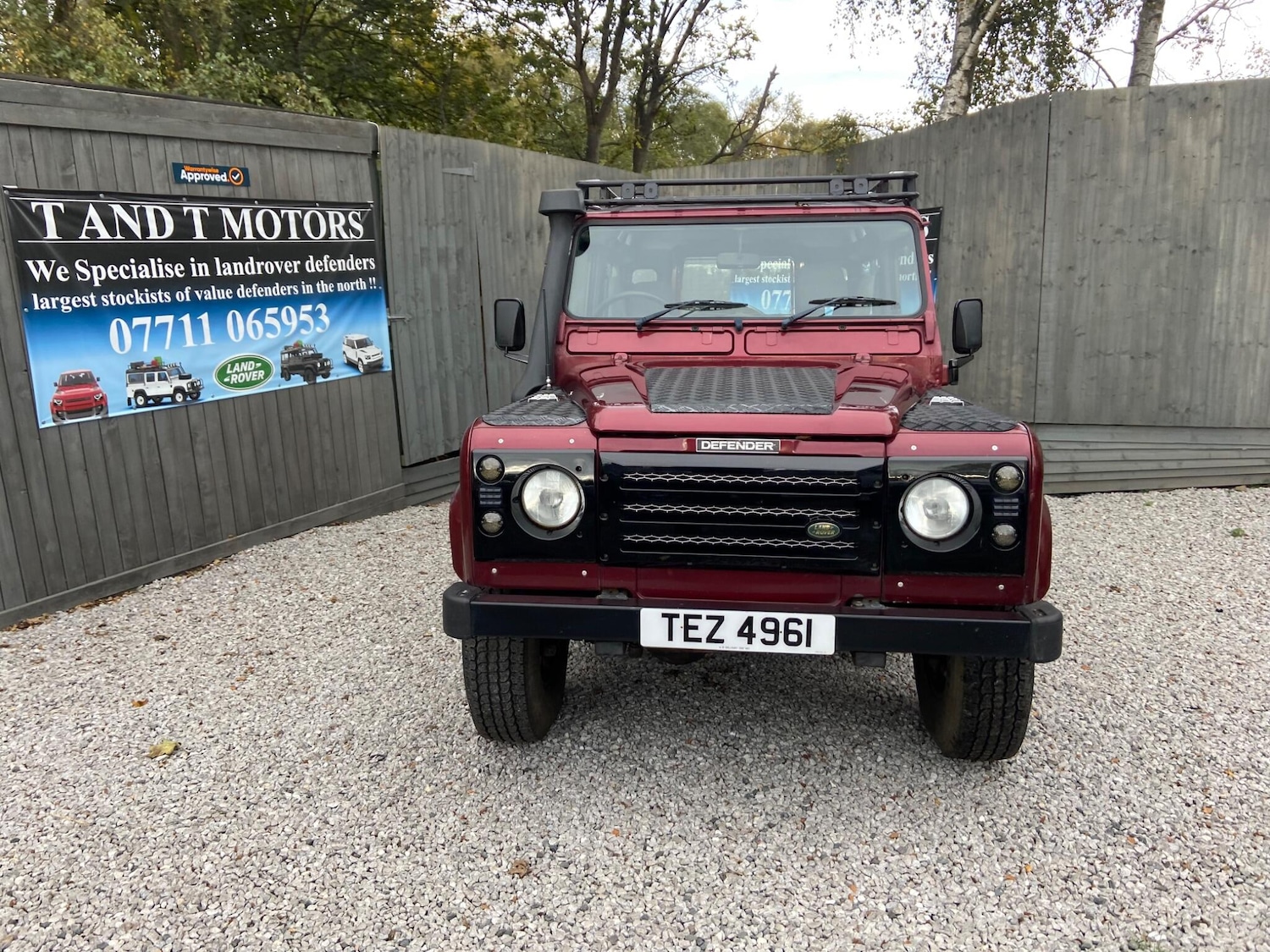 Used Land Rover Defender 90 2002 for sale - 76377597: Photo 2