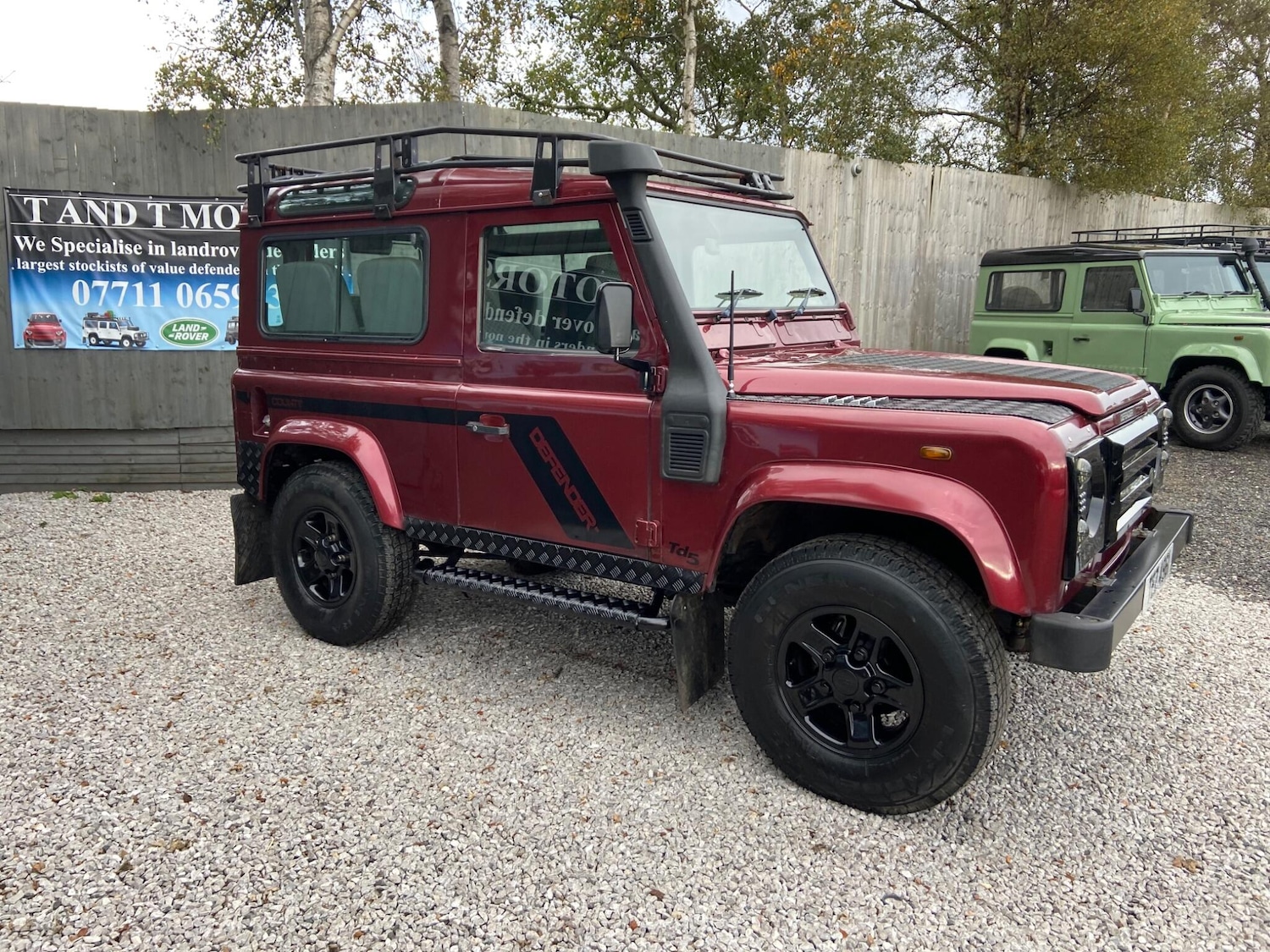 Used Land Rover Defender 90 2002 for sale - 76377597: Photo 30