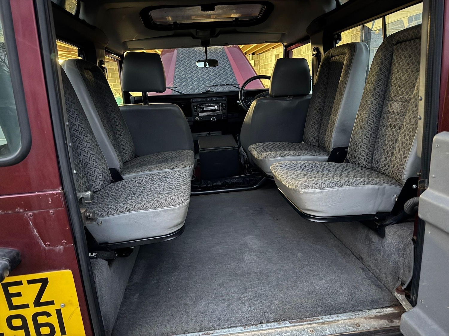 Used Land Rover Defender 90 2002 for sale - 76377597: Photo 35