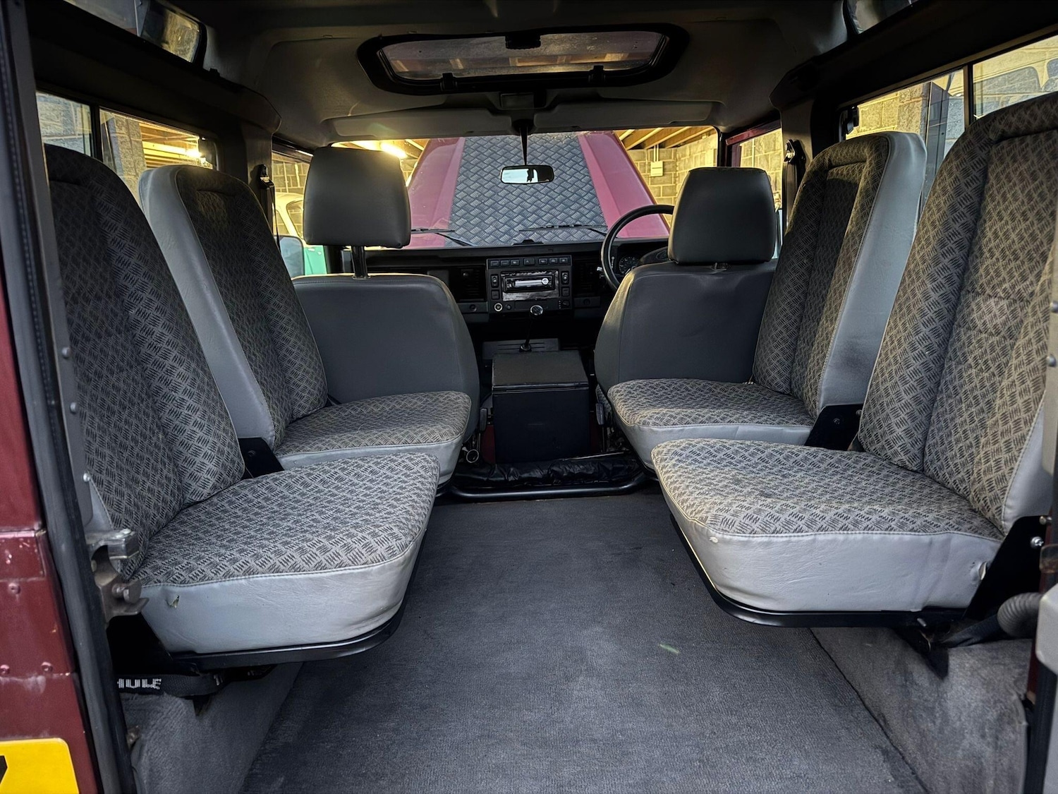 Used Land Rover Defender 90 2002 for sale - 76377597: Photo 37