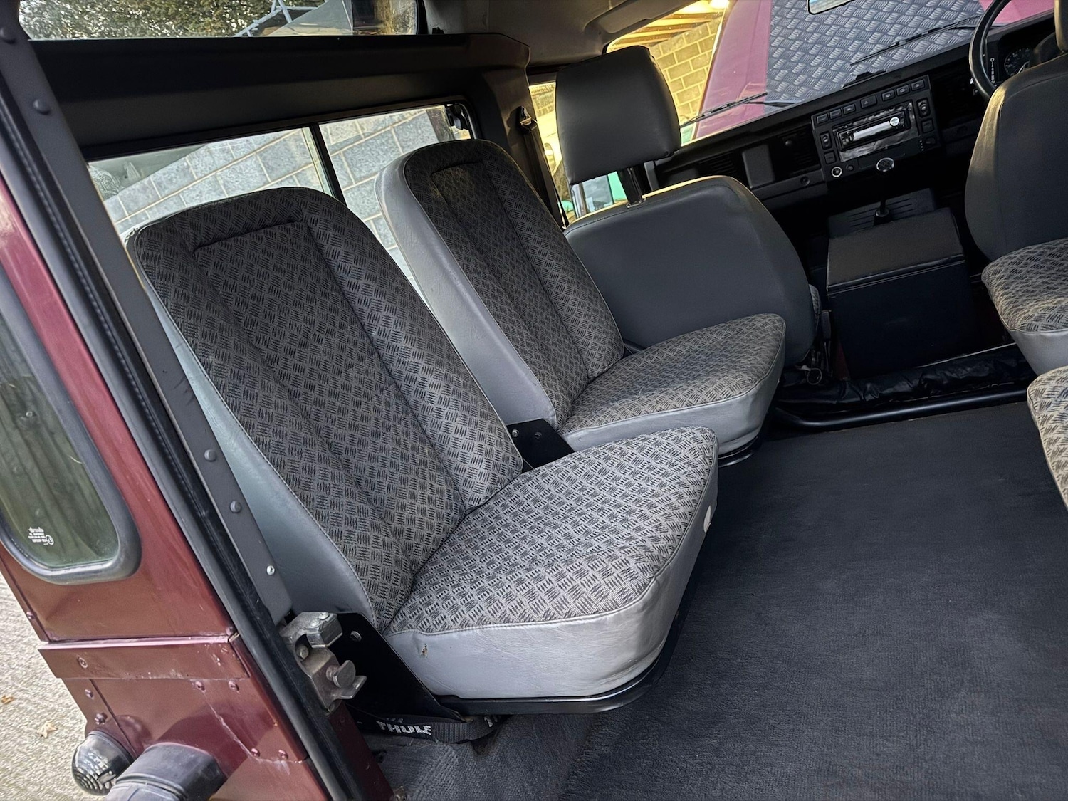 Used Land Rover Defender 90 2002 for sale - 76377597: Photo 38