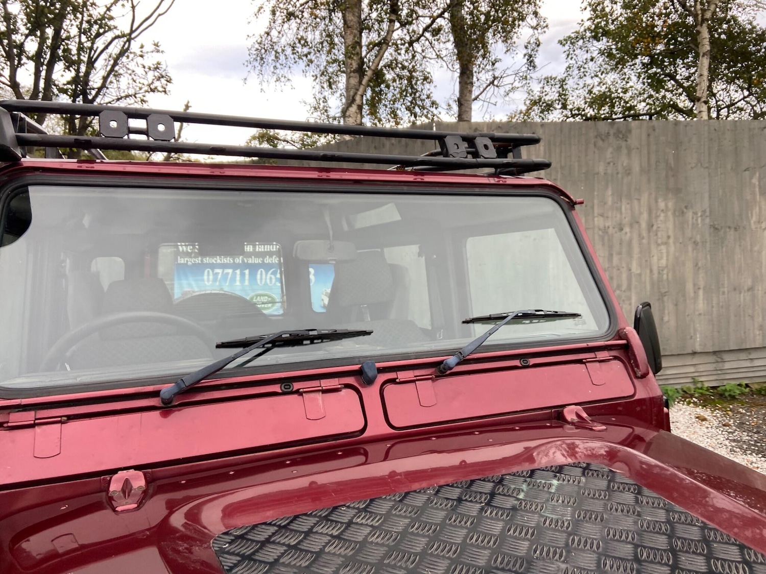 Used Land Rover Defender 90 2002 for sale - 76377597: Photo 43