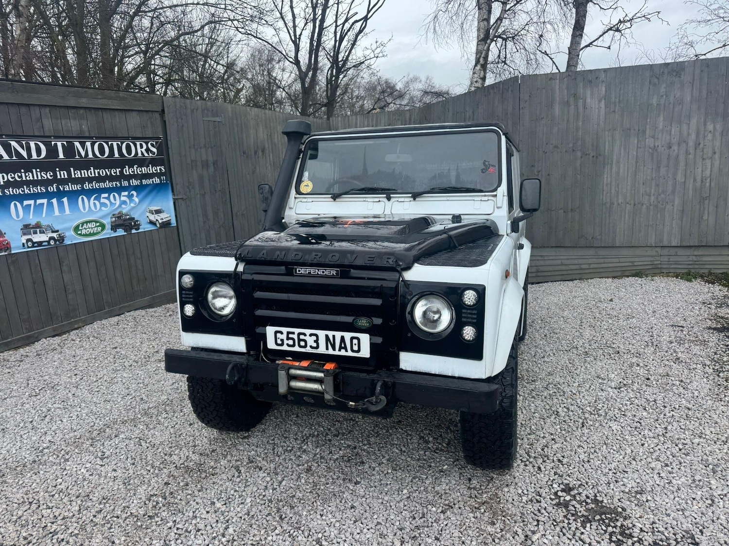 Used Land Rover Defender 90 for sale - 77939318: Photo 11