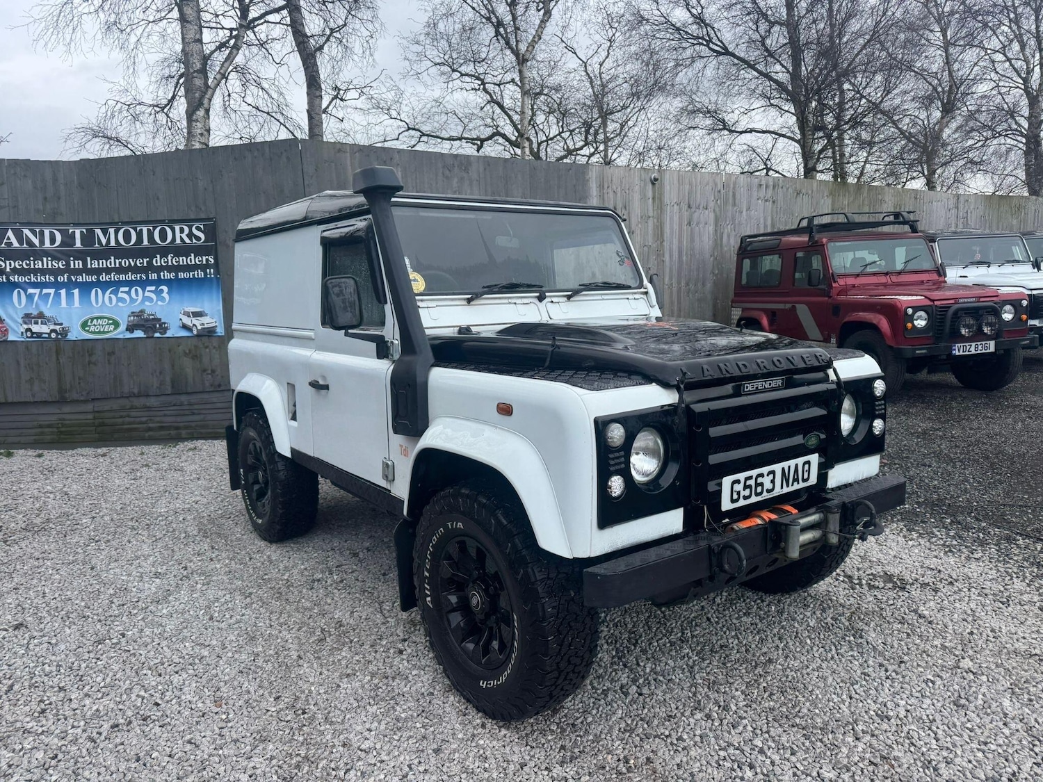 Used Land Rover Defender 90 for sale - 77939318: Photo 6