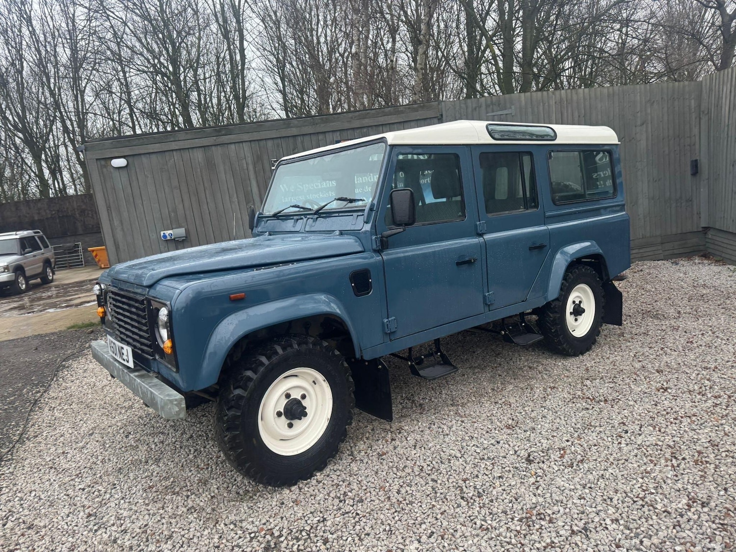 Used Land Rover Defender 1993 for sale - 77039686: Photo 14