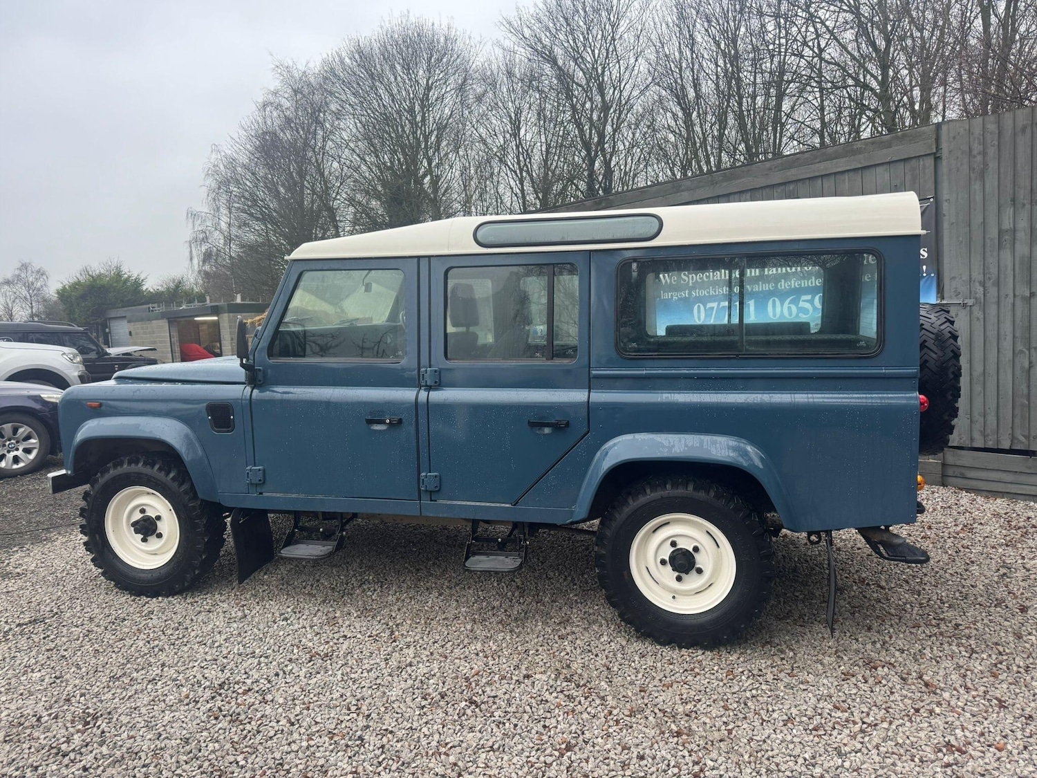 Used Land Rover Defender 1993 for sale - 77039686: Photo 19