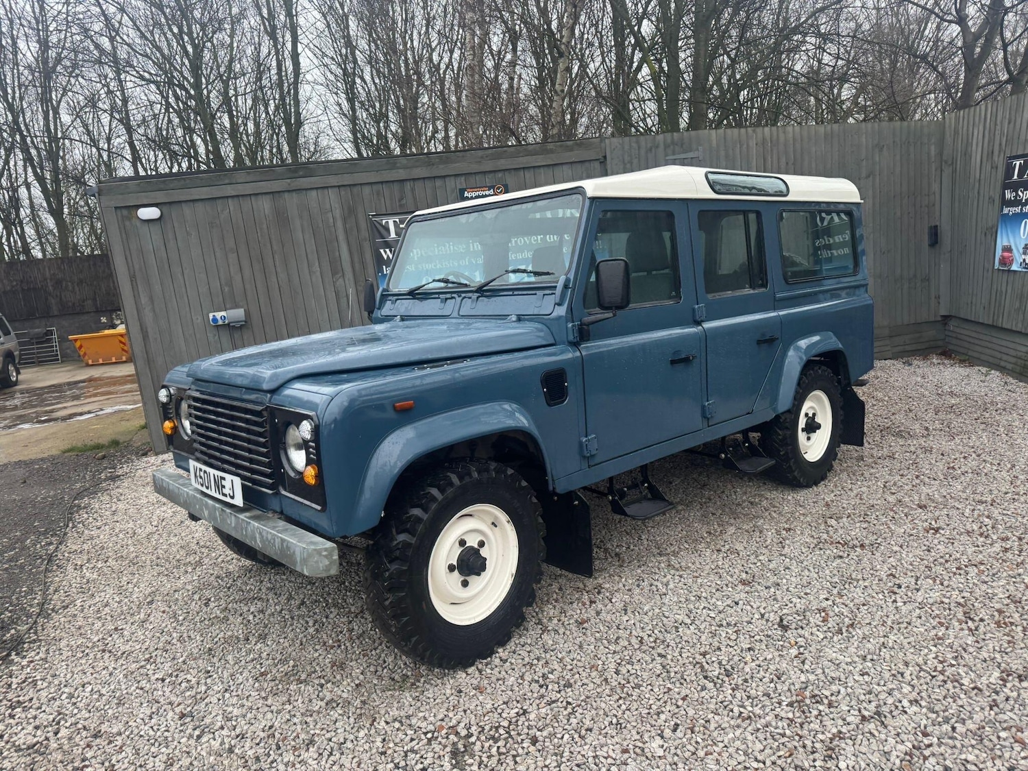 Used Land Rover Defender 1993 for sale - 77039686: Photo 3