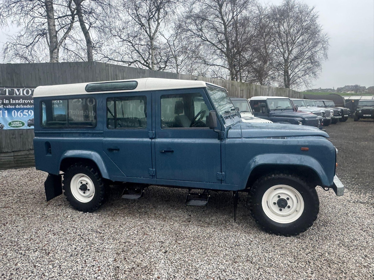 Used Land Rover Defender 1993 for sale - 77039686: Photo 42