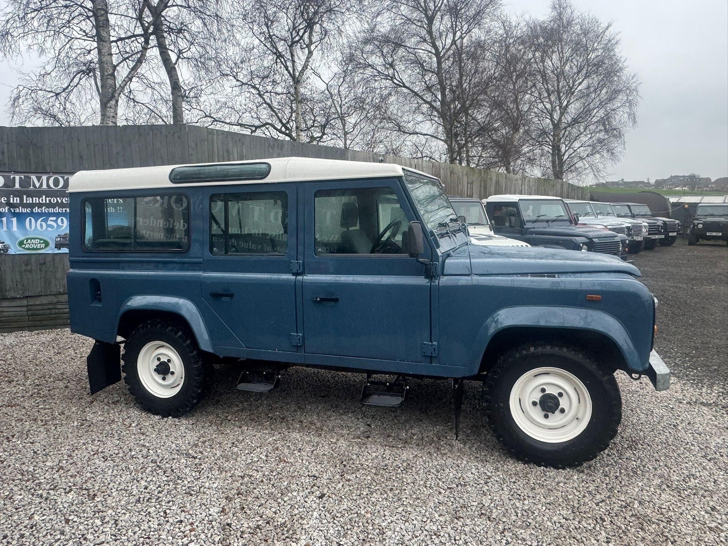 Used Land Rover Defender 1993 for sale - 77039686: Photo 44