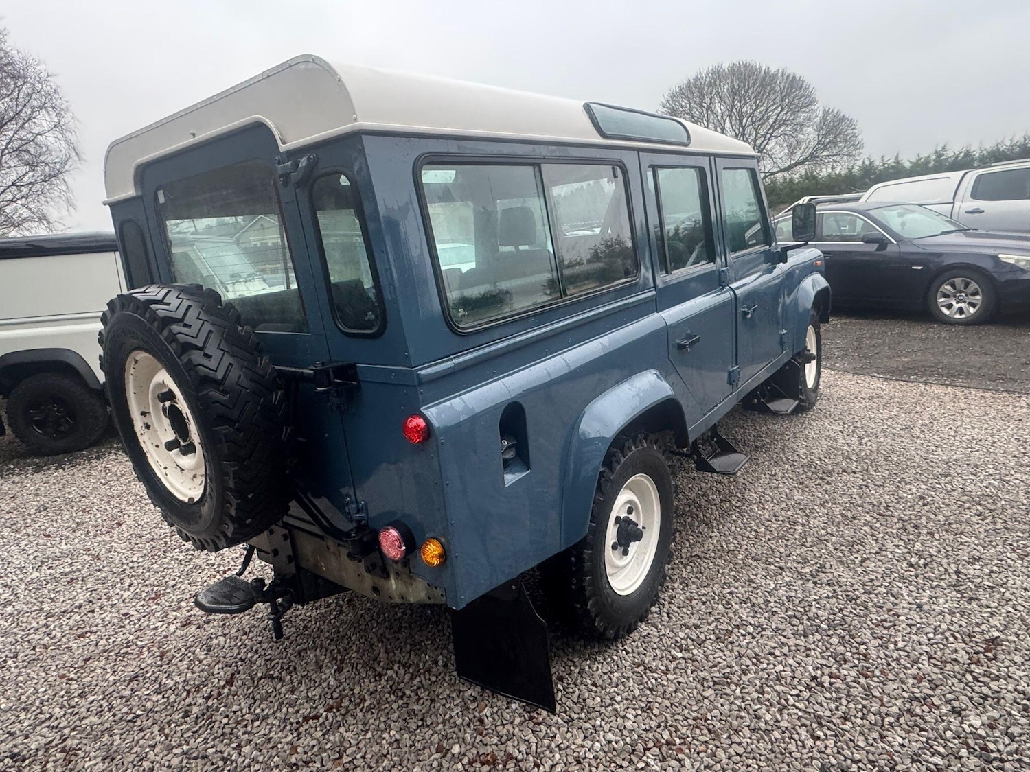 Used Land Rover Defender 1993 for sale - 77039686: Photo 45