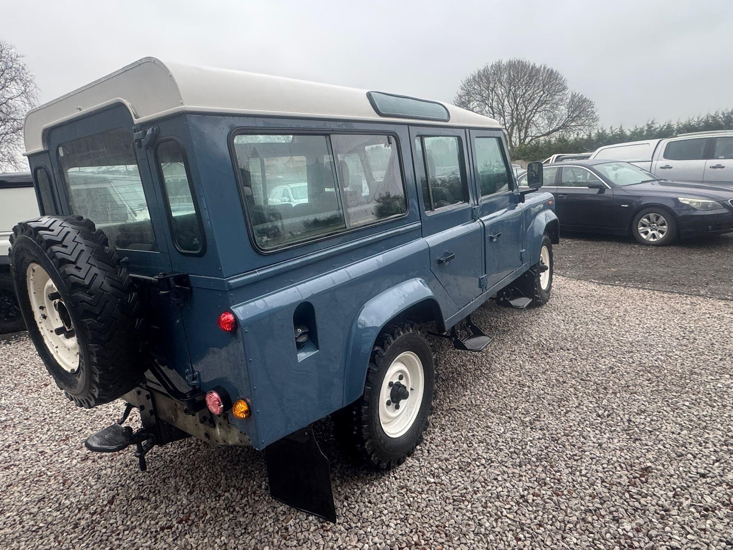 Used Land Rover Defender 1993 for sale - 77039686: Photo 49
