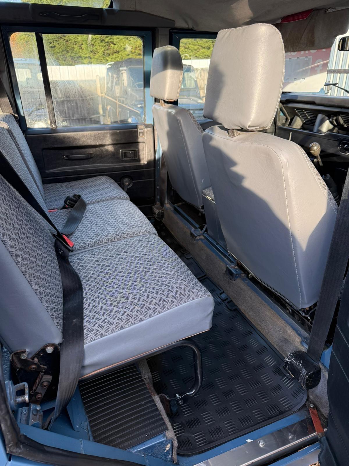 Used Land Rover Defender 1993 for sale - 77039686: Photo 57