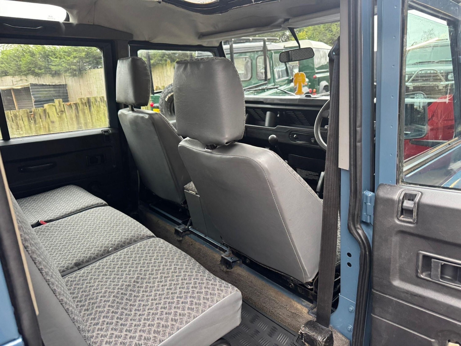 Used Land Rover Defender 1993 for sale - 77039686: Photo 63