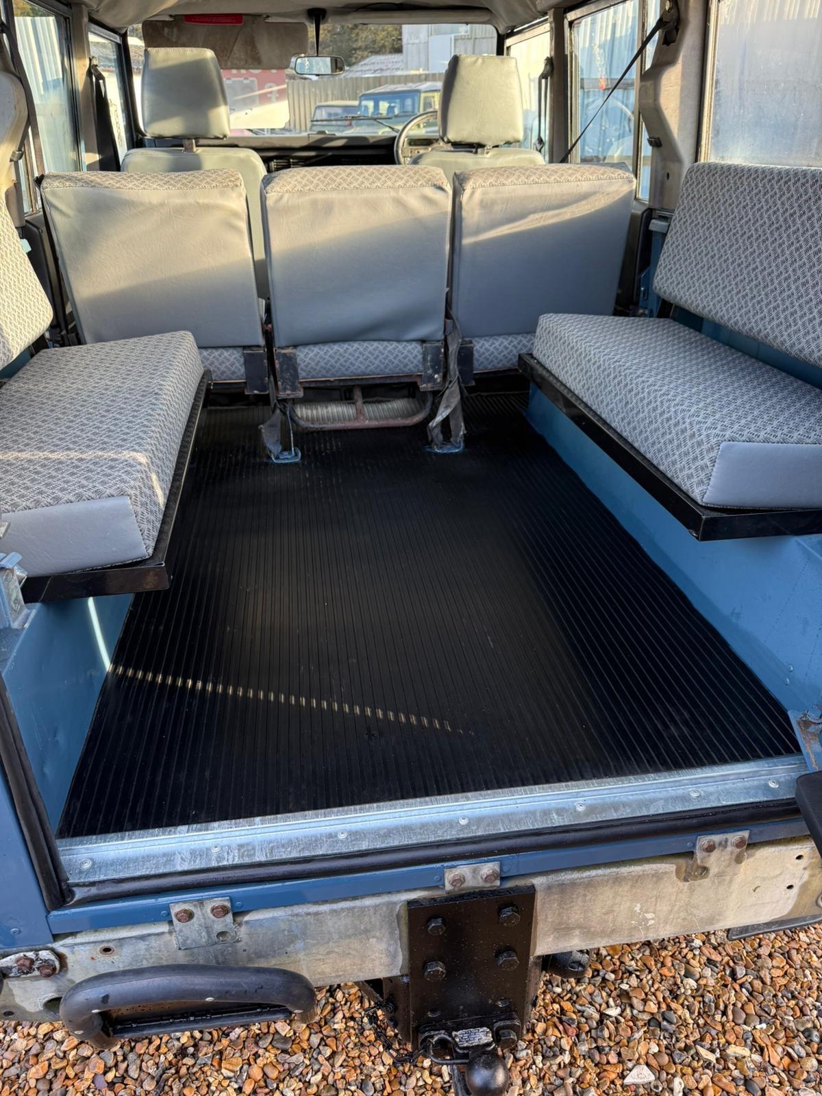 Used Land Rover Defender 1993 for sale - 77039686: Photo 72