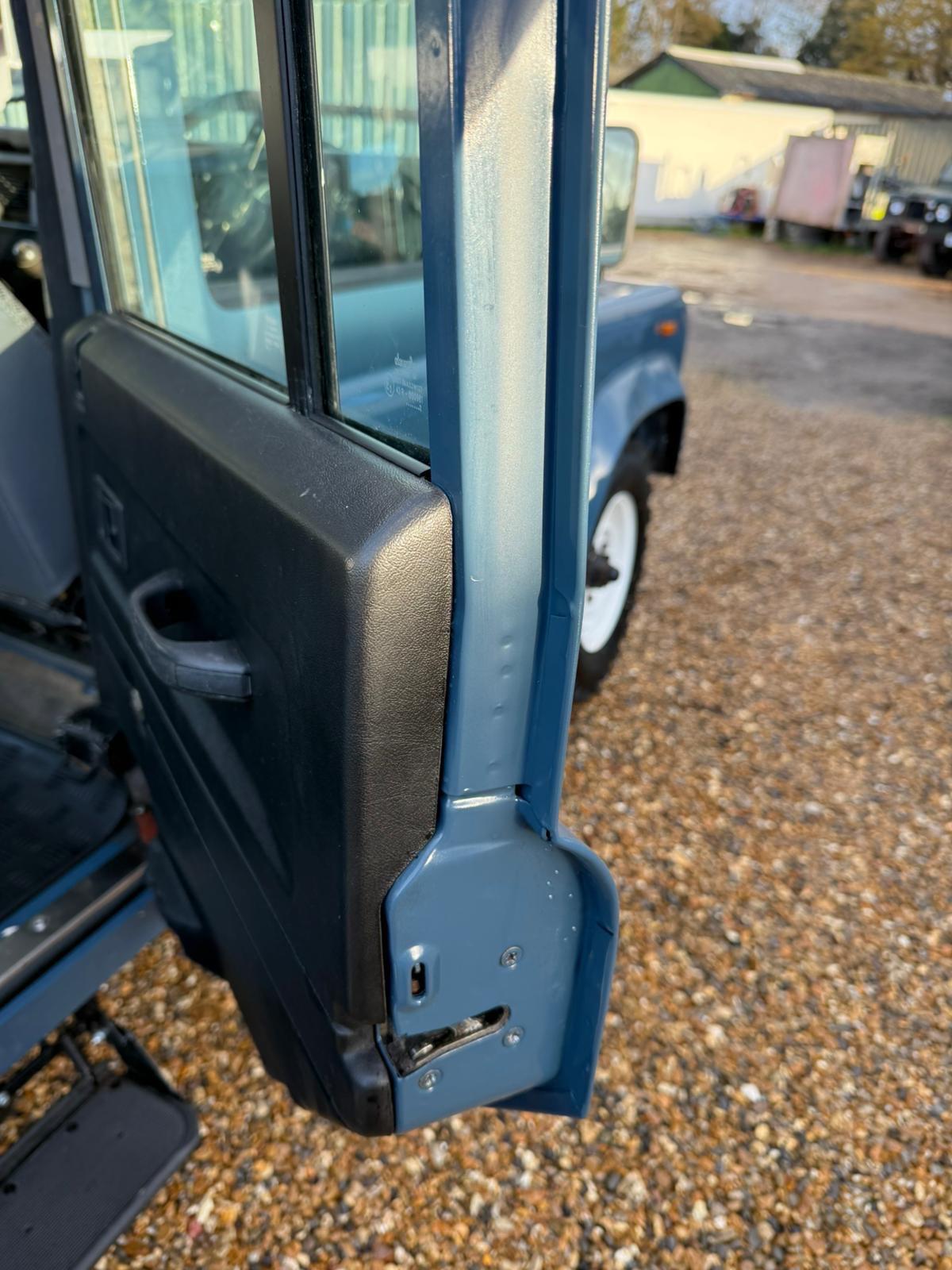 Used Land Rover Defender 1993 for sale - 77039686: Photo 73