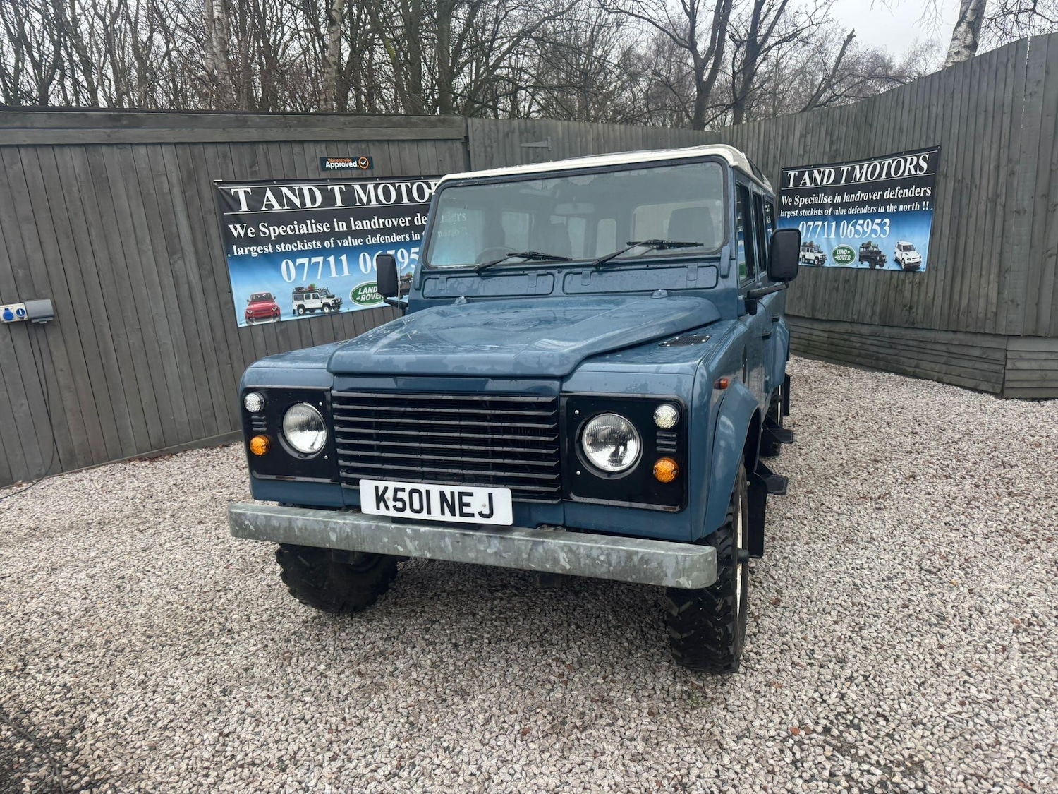 Used Land Rover Defender 1993 for sale - 77039686: Photo 75