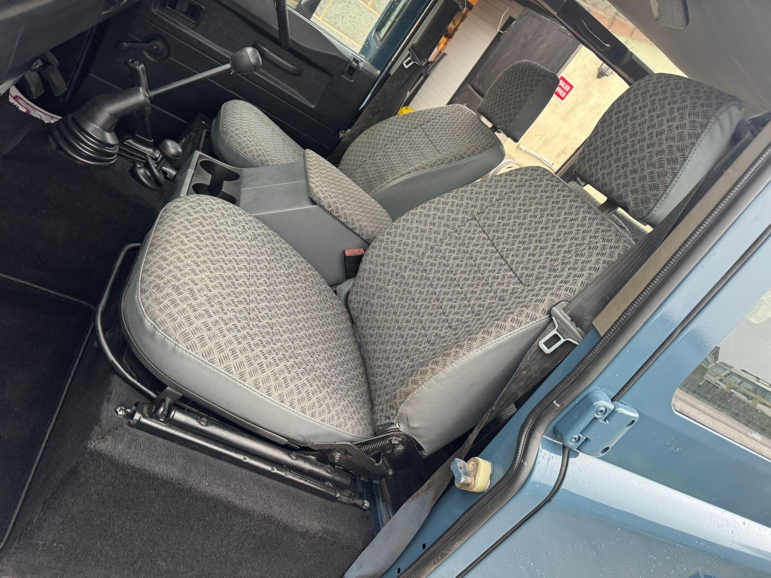 Used Land Rover Defender 1993 for sale - 77039686: Photo 81