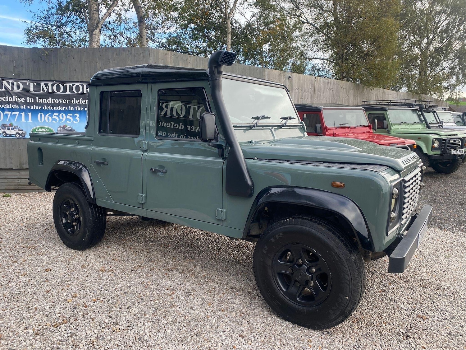Used Land Rover Defender 2012 for sale - 76380738: Photo 11