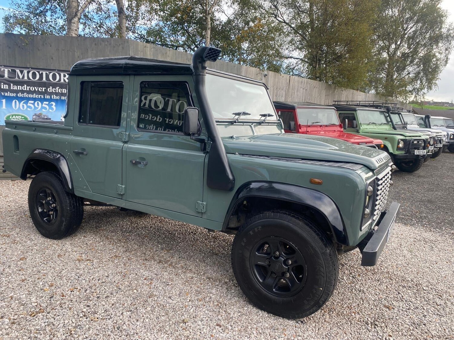 Used Land Rover Defender 2012 for sale - 76380738: Photo 5
