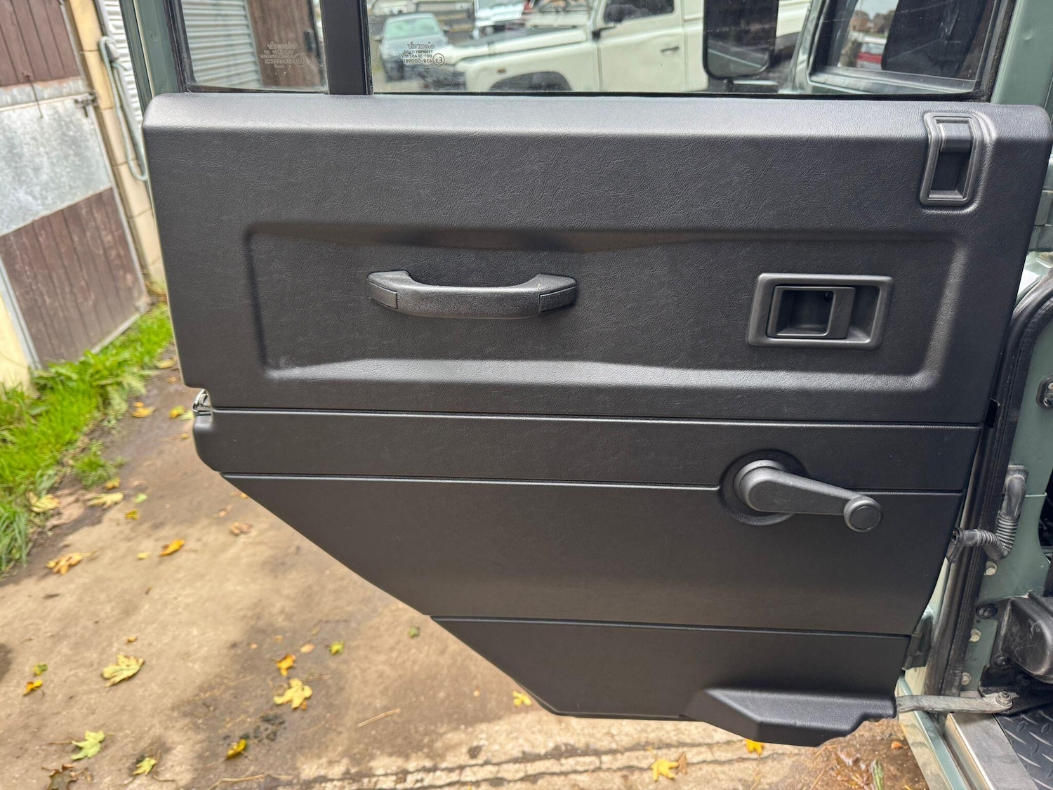 Used Land Rover Defender 2012 for sale - 76380738: Photo 70