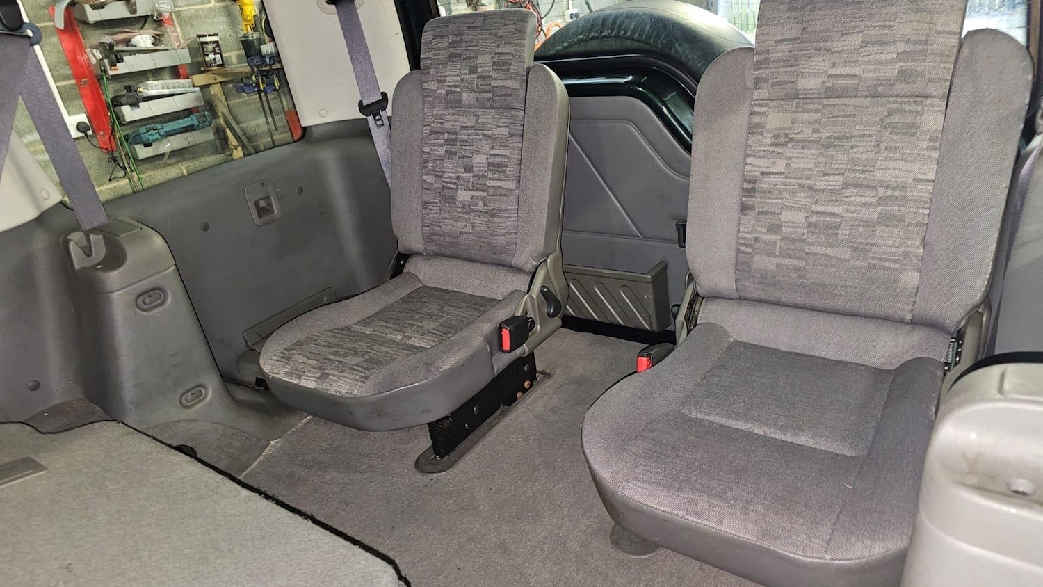 Used Land Rover Discovery 2001 for sale - 77162772: Photo 24