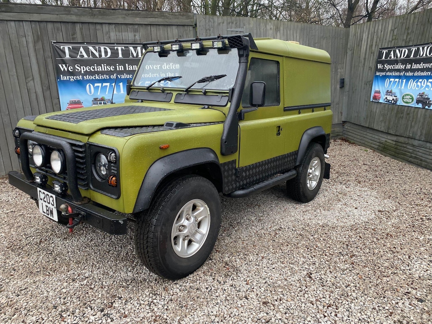 Used Land Rover Defender 90 1986 for sale - 77441213: Photo 13