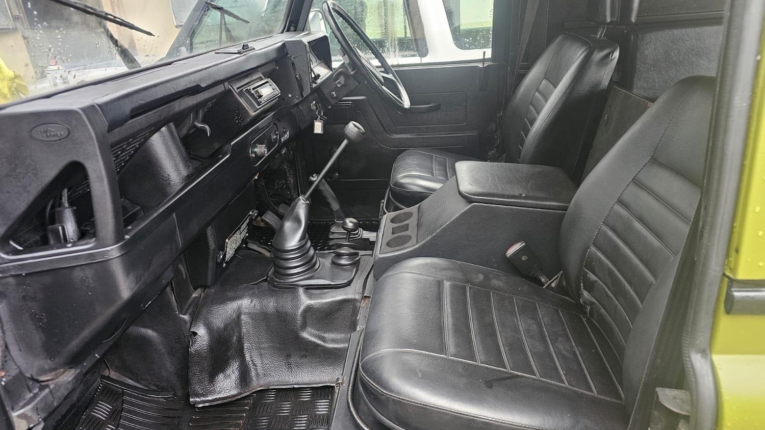 Used Land Rover Defender 90 1986 for sale - 77441213: Photo 27
