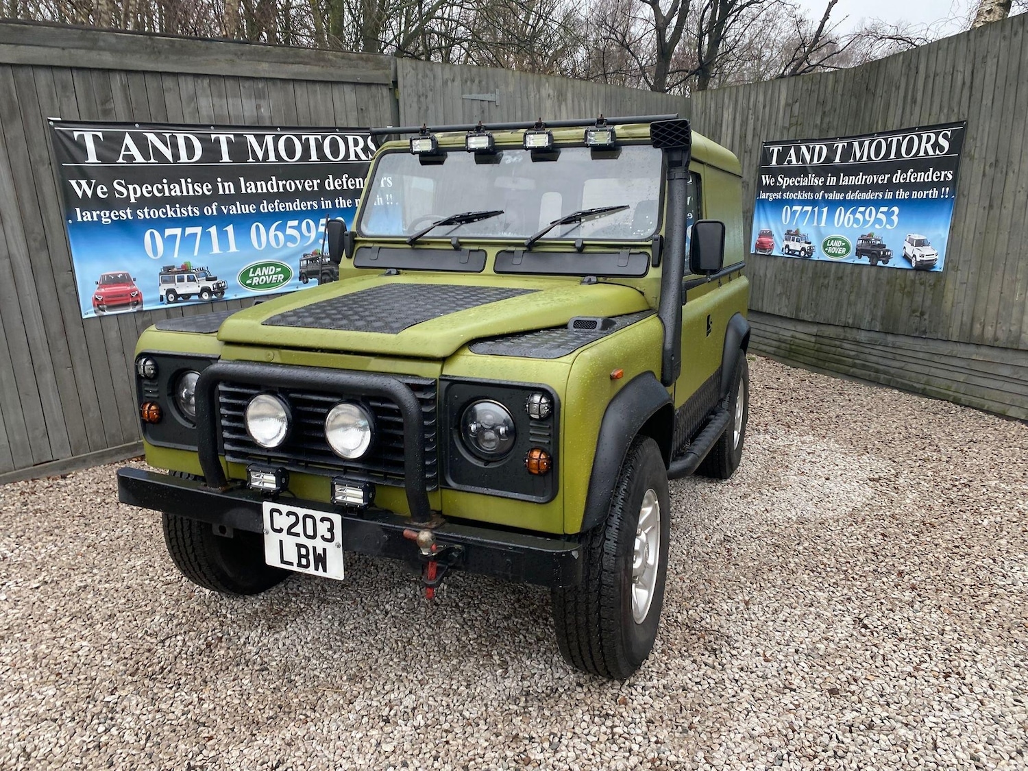 Used Land Rover Defender 90 1986 for sale - 77441213: Photo 3