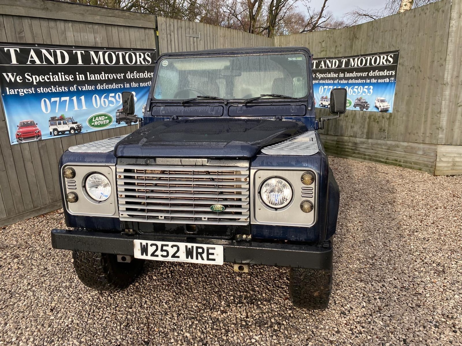 Used Land Rover Defender 2000 for sale - 77625482: Photo 11