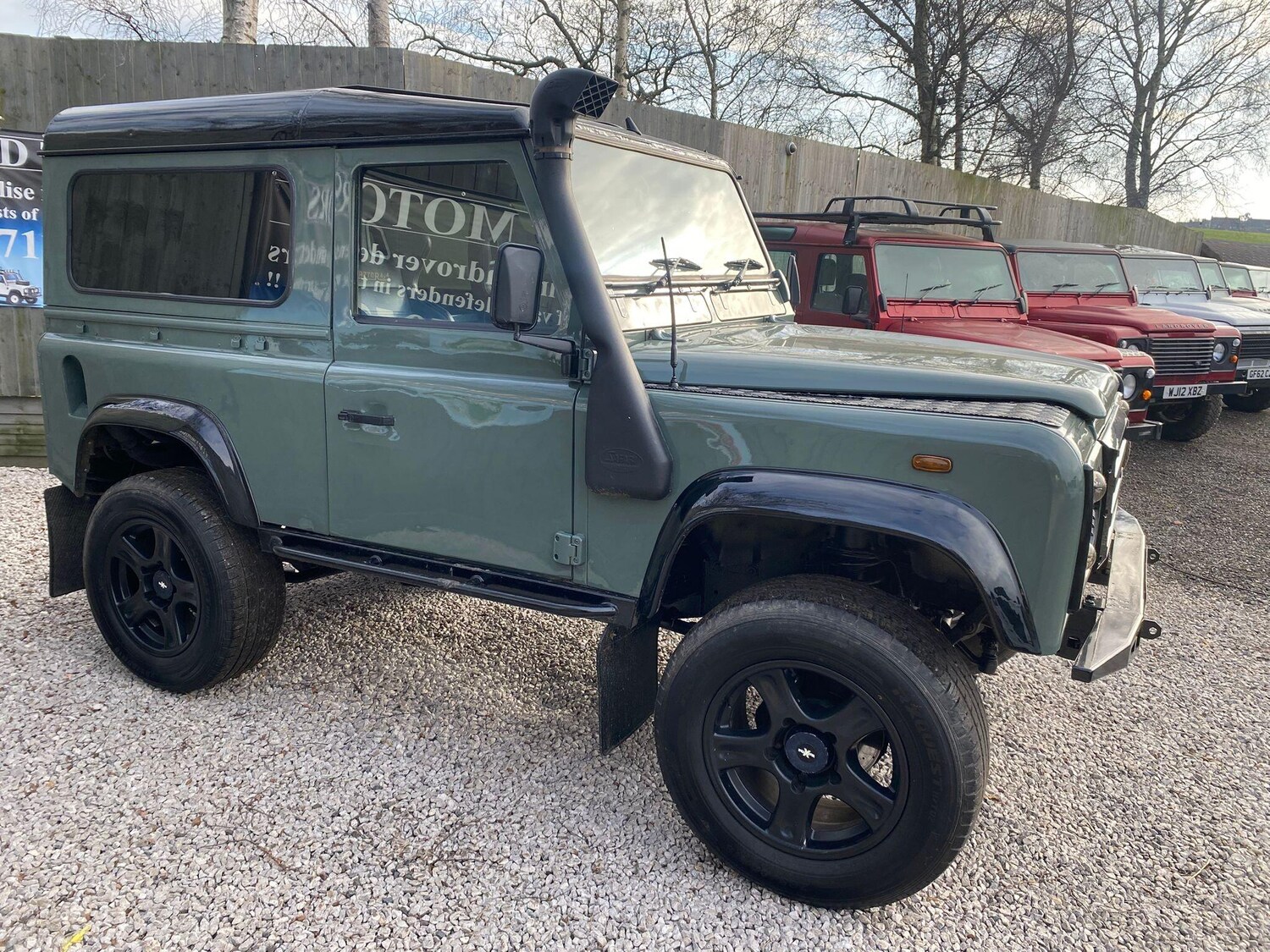 Used Land Rover Defender 90 for sale - 77671605: Photo 23