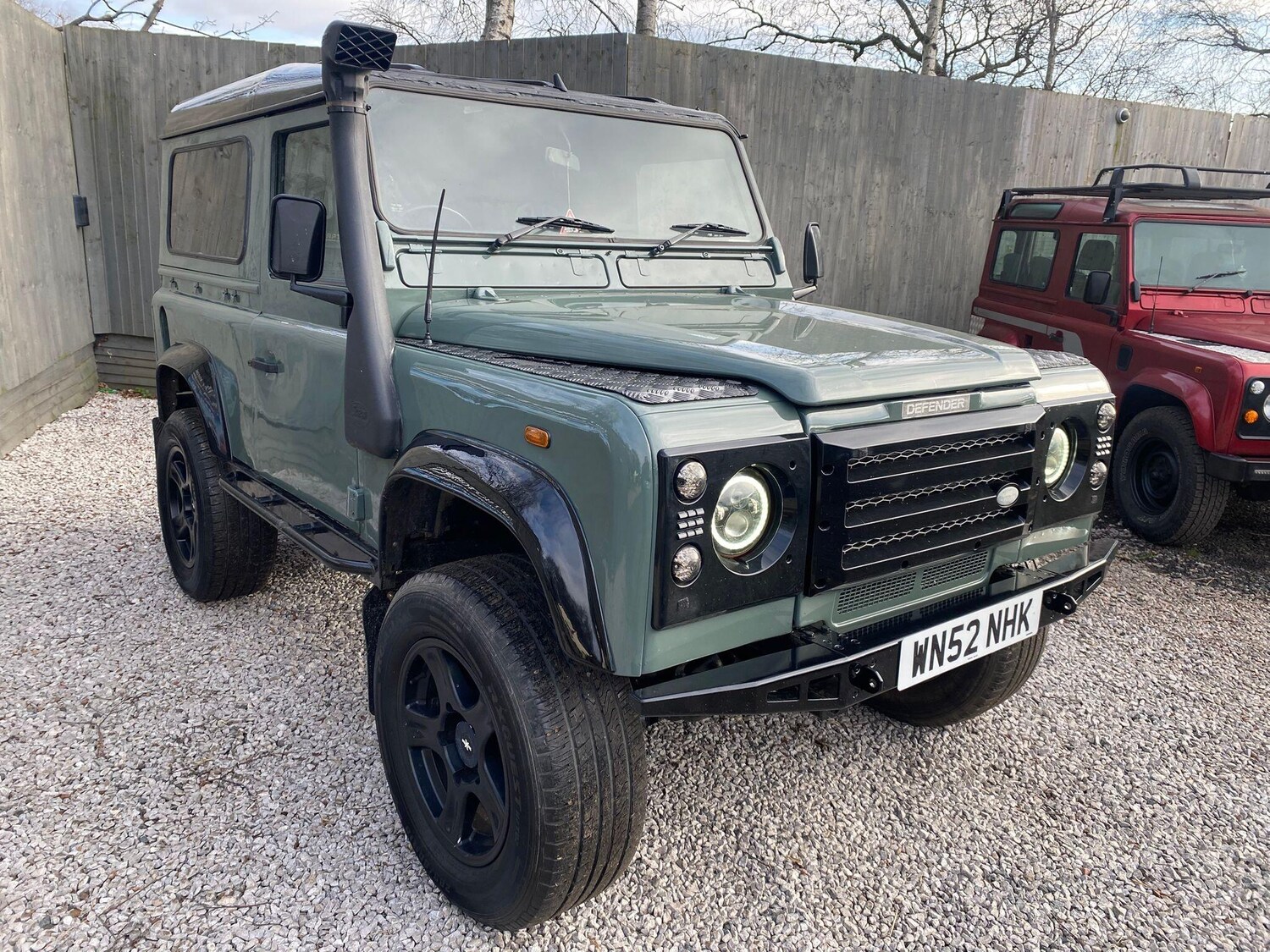 Used Land Rover Defender 90 for sale - 77671605: Photo 3
