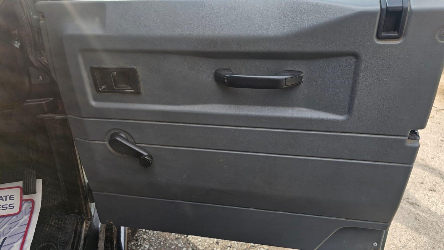 Used Land Rover Defender 90 for sale - 77671605: Photo 76