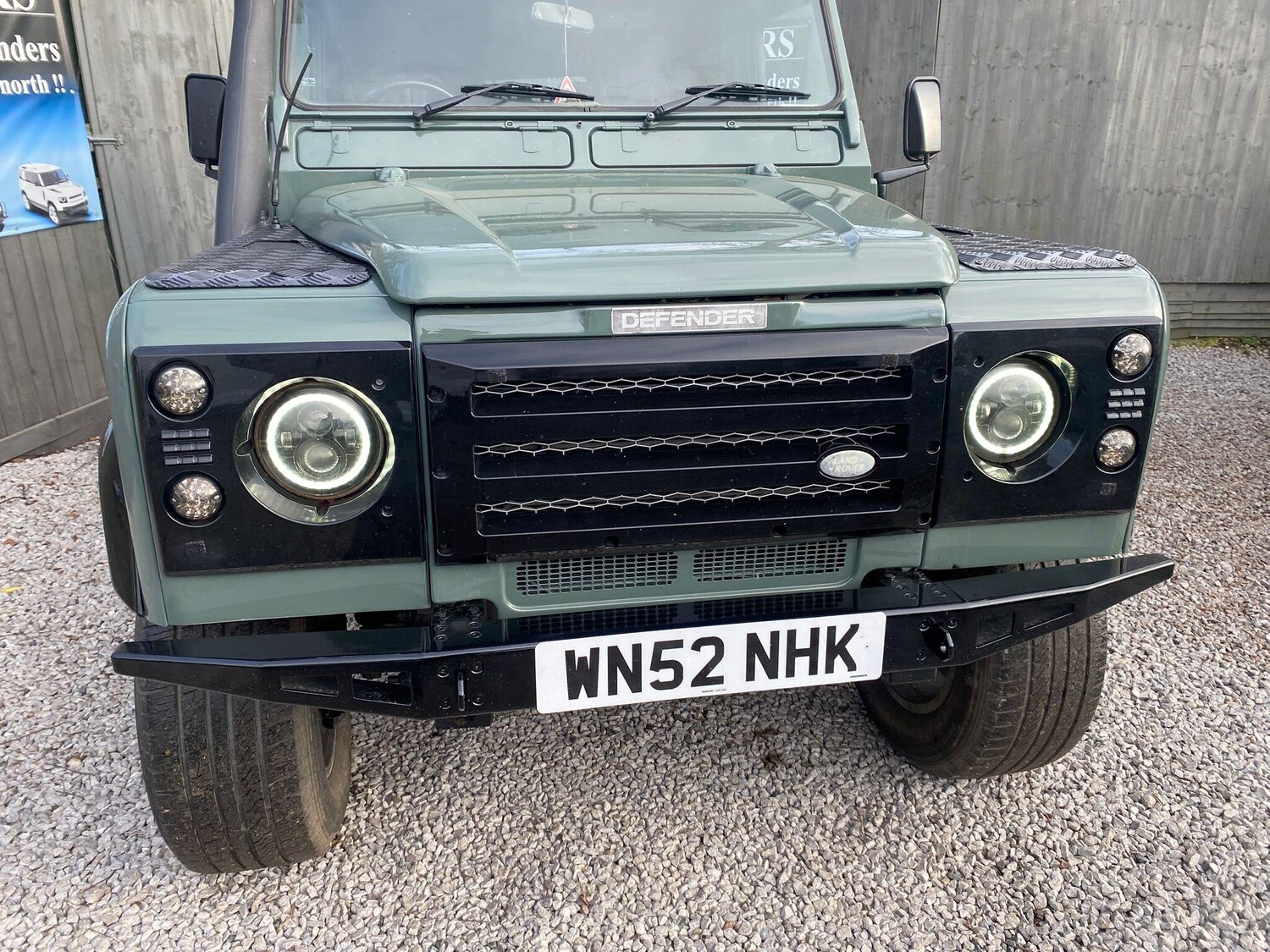Used Land Rover Defender 90 for sale - 77671605: Photo 8