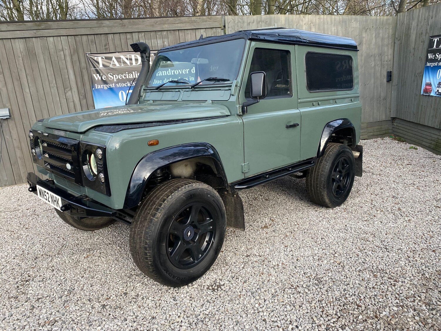 Used Land Rover Defender 90 for sale - 77671605: Photo 9