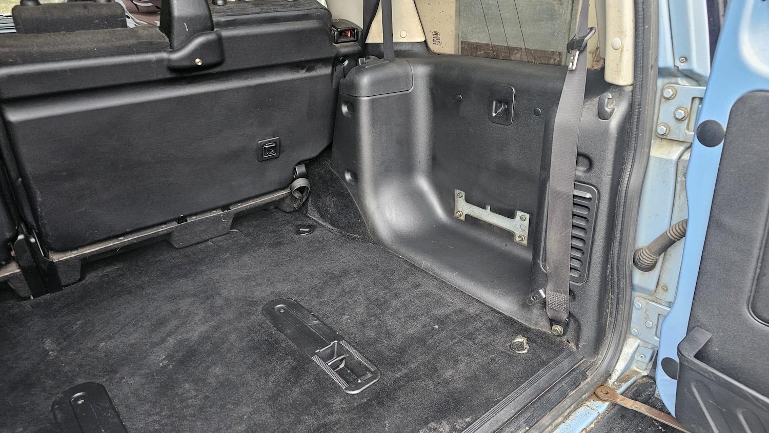 Used Land Rover Discovery 2004 for sale - 76409310: Photo 60