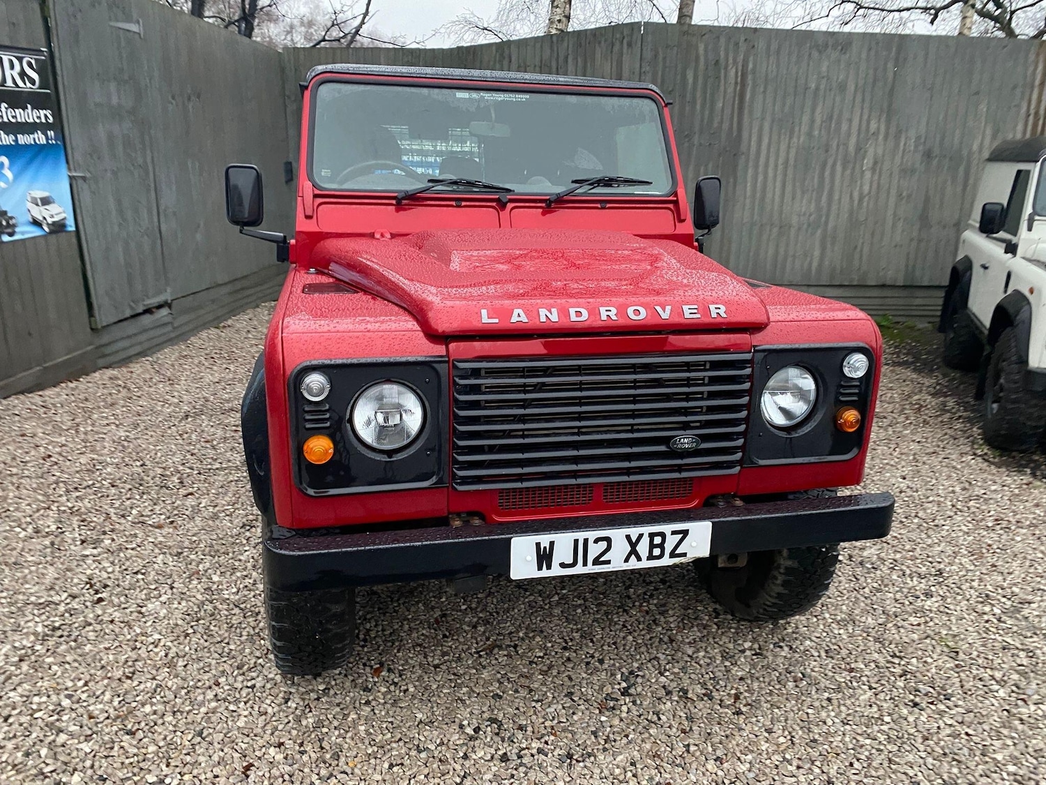Used Land Rover Defender 2012 for sale - 77351477: Photo 2