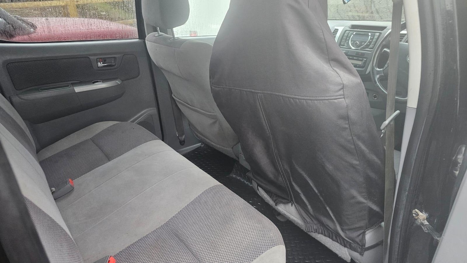 Used Toyota Hilux 2011 for sale - 77267371: Photo 31