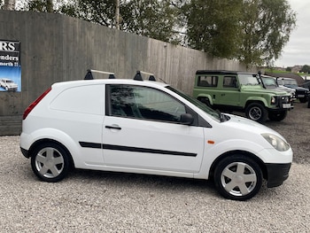Used Ford Fiesta Van 2007 for sale - 76138304: Photo