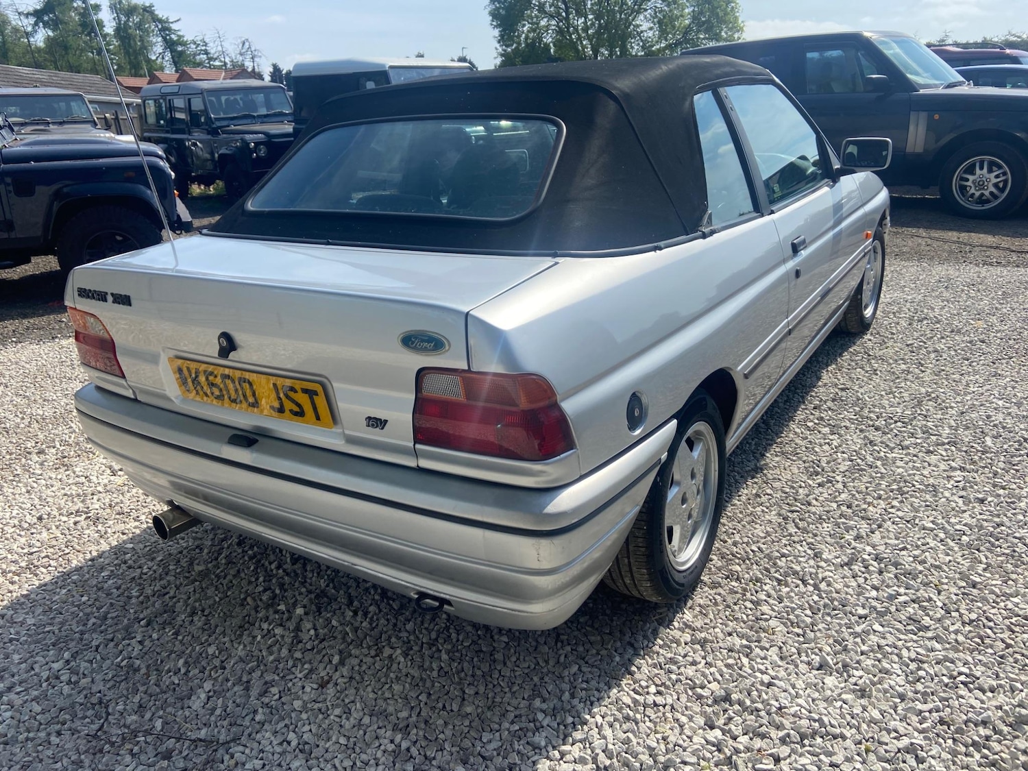 Used Ford Escort for sale - 76899430: Photo 15