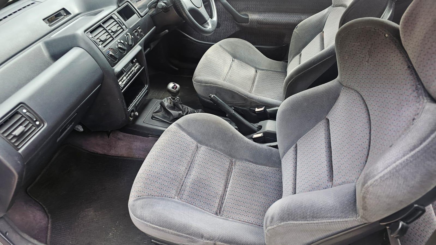 Used Ford Escort for sale - 76899430: Photo 7